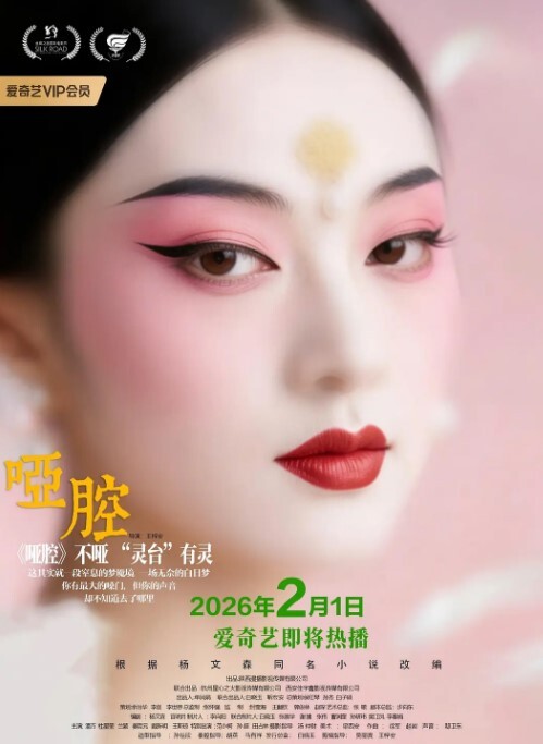 【绿帽淫妻】经典老片，熟女人妻老公不在，寂寞难耐，约了两个小伙玩起吃鸡游戏 - G點視頻